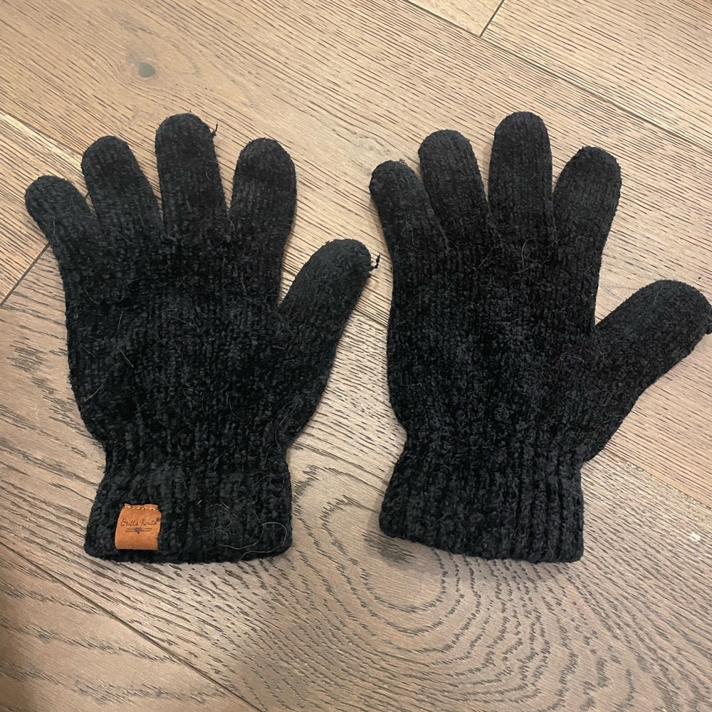 Black chenille Gloves